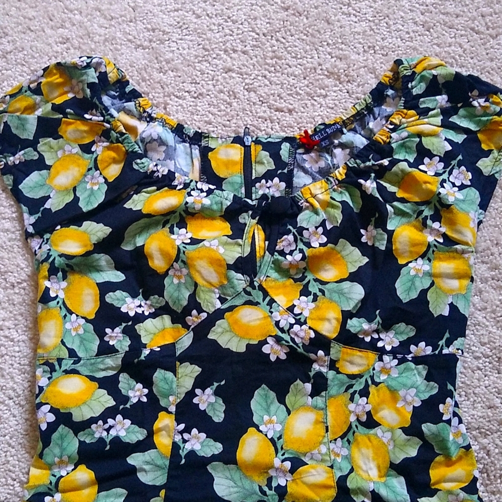 Hell Bunny Lemons Peasant Top